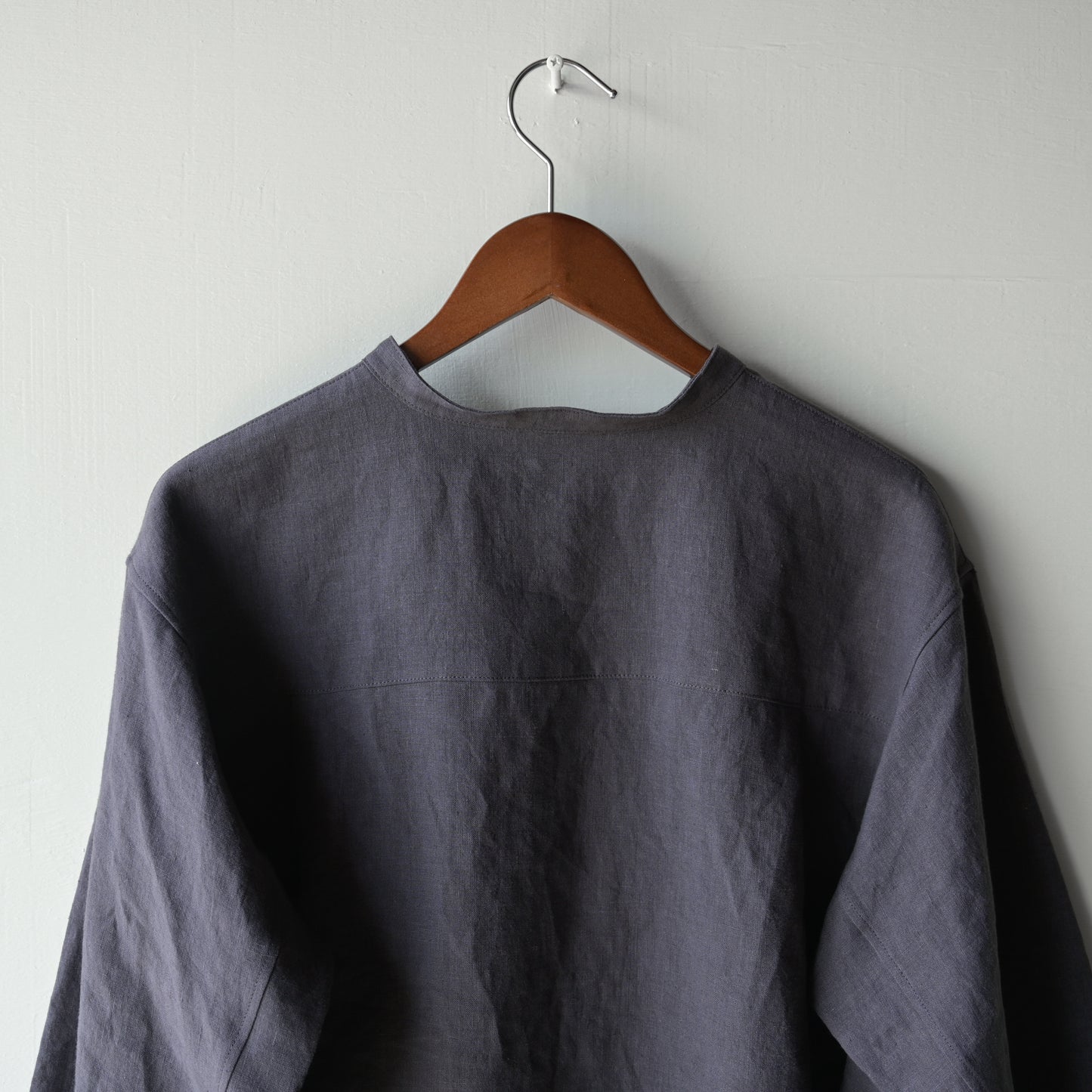 "work" linen pullover shirt -men's- <color: Charcoal>
