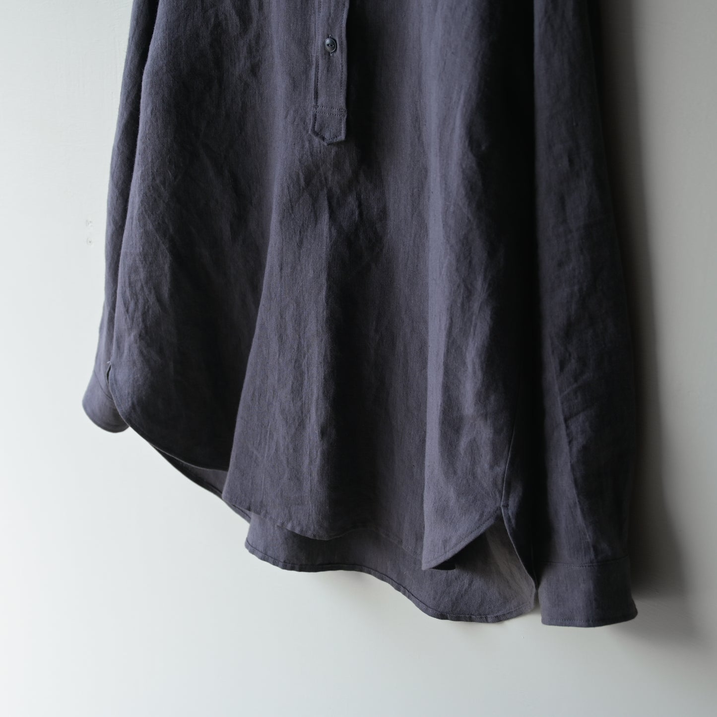 "work" linen pullover shirt -women's- <color: Charcoal>