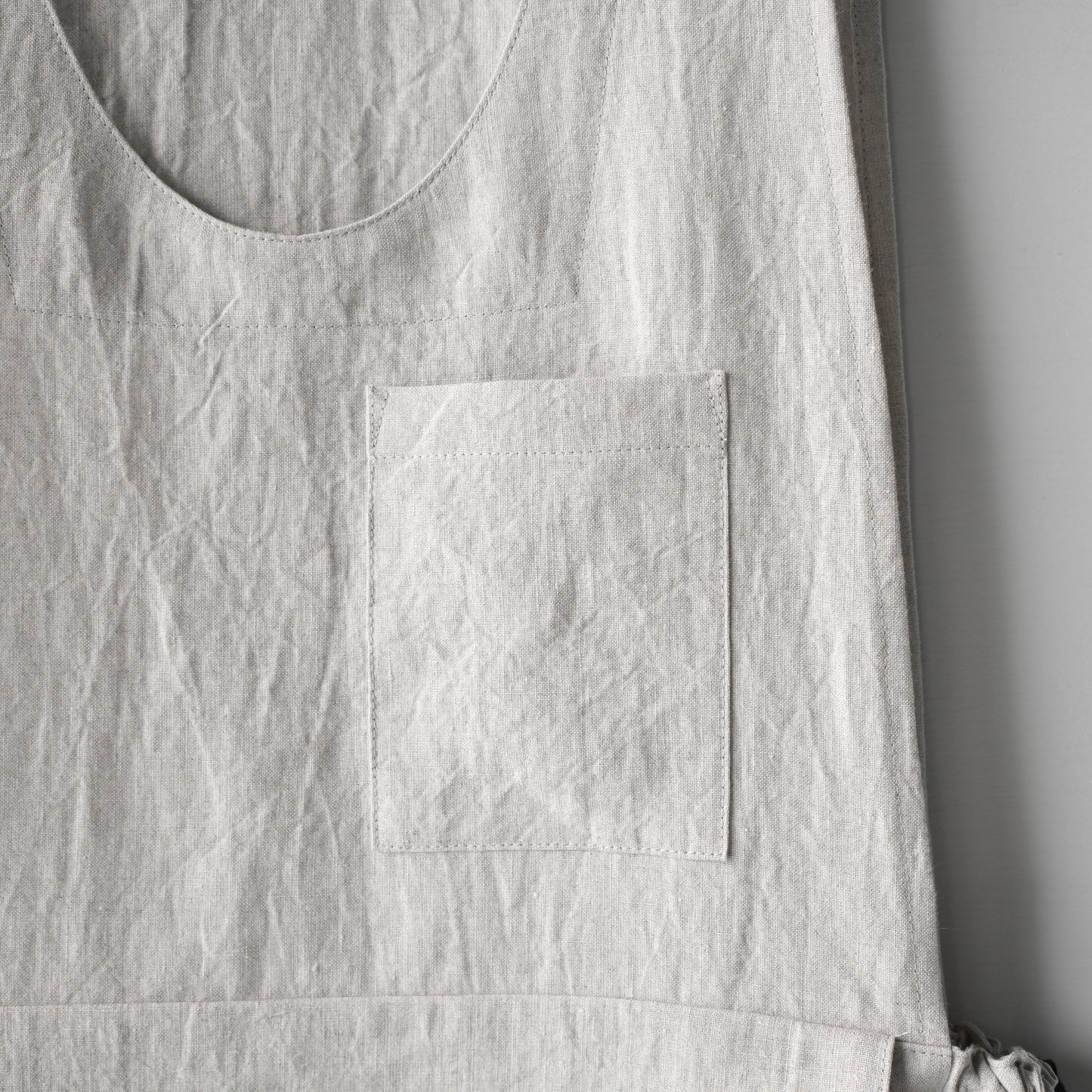 "work" linen dress apron <color: Natural>