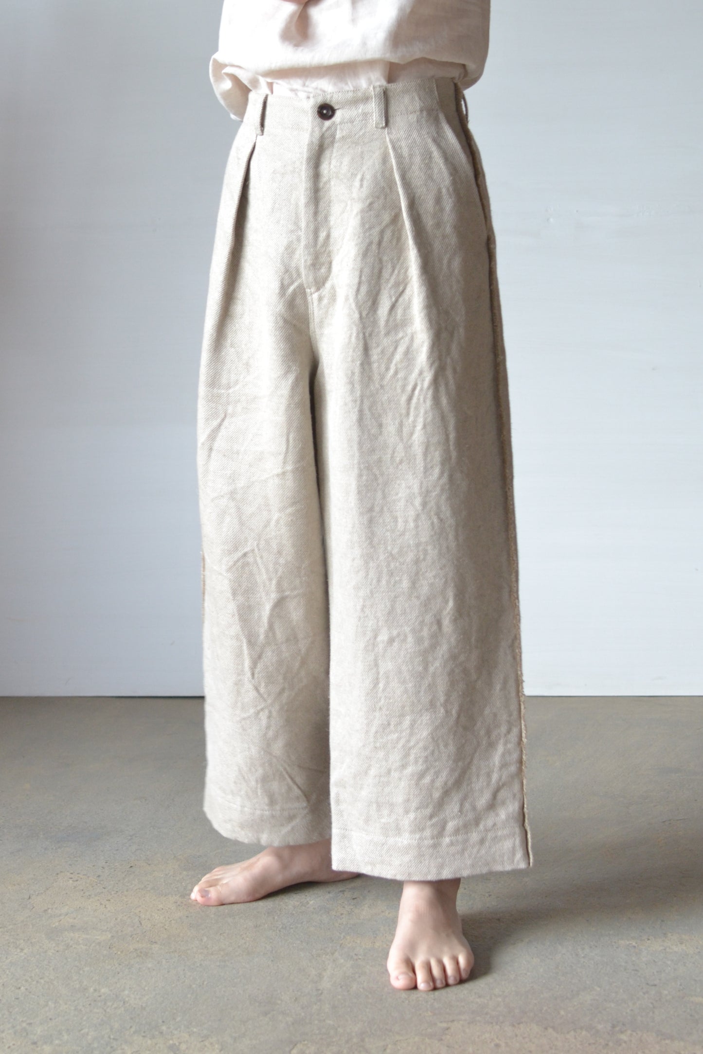 【受注商品】"Tough" linen wide pants <color: Natural> ※2026年3月お届け