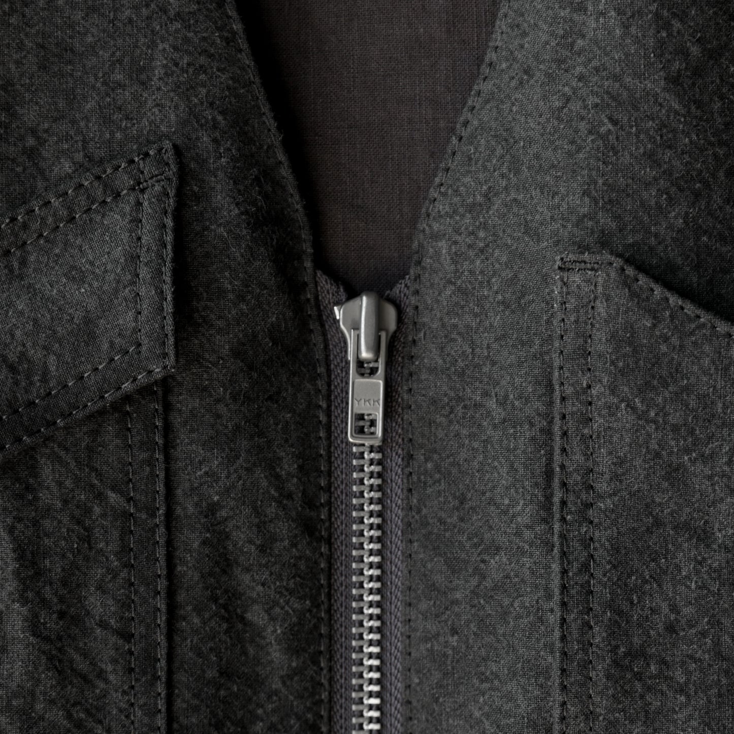 Farmer's vest <color: Charcoal>