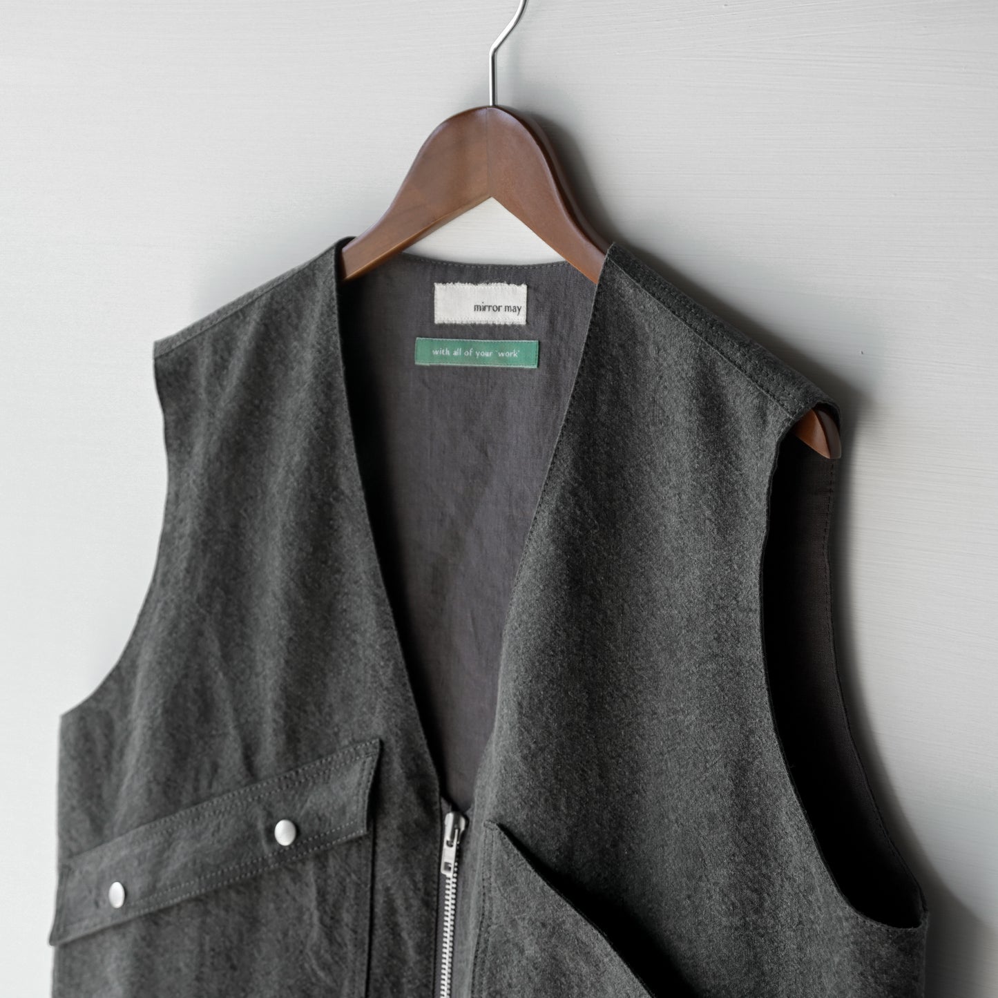 Farmer's vest <color: Charcoal>