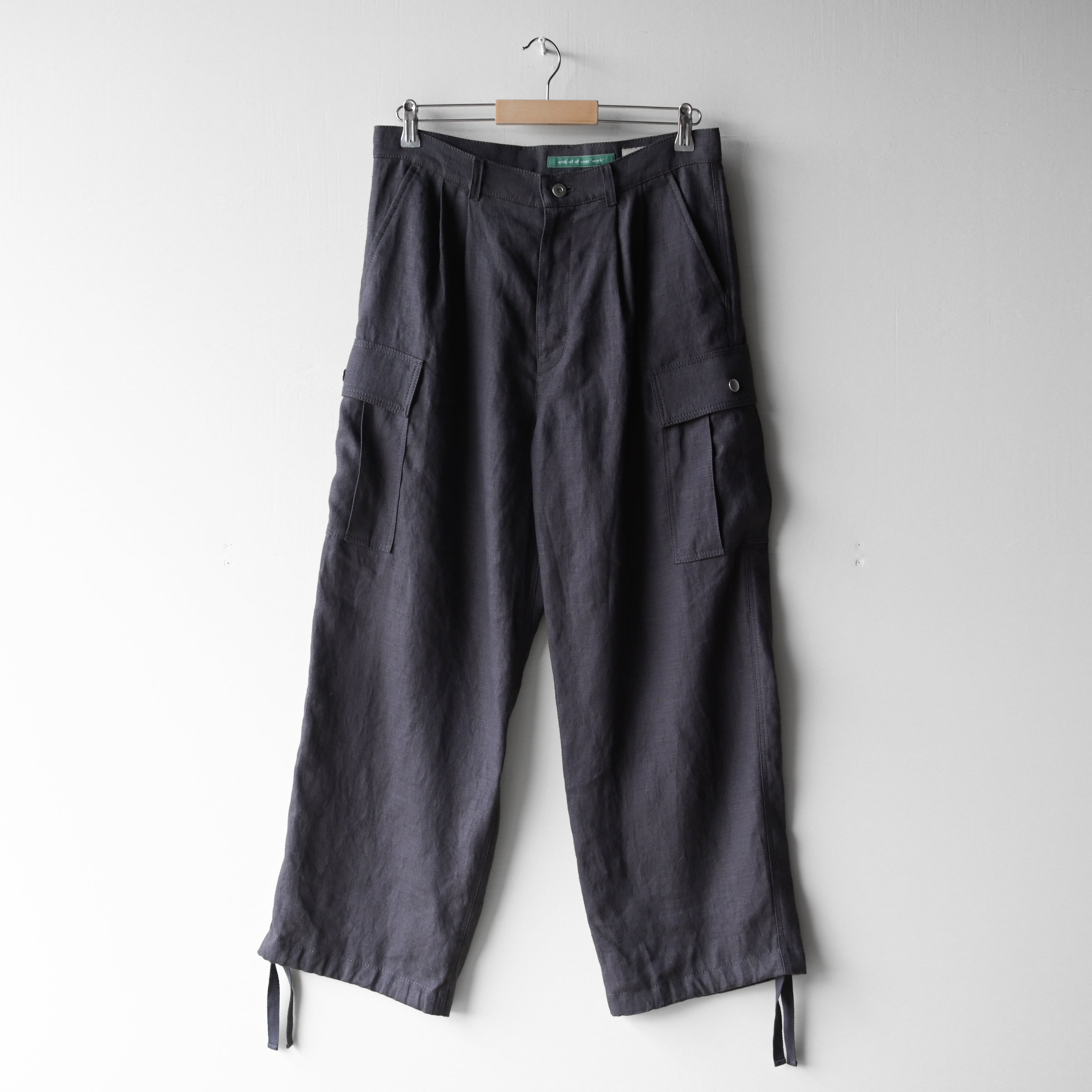 リネンカーゴパンツ