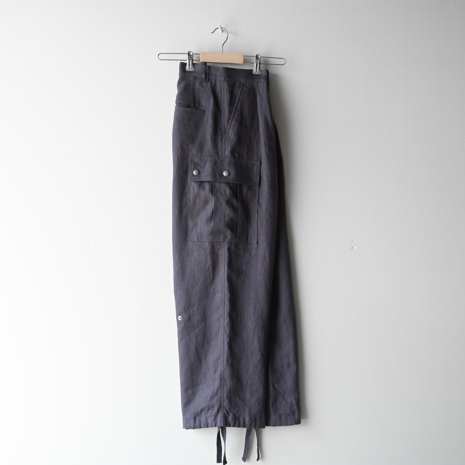 リネンカーゴパンツ