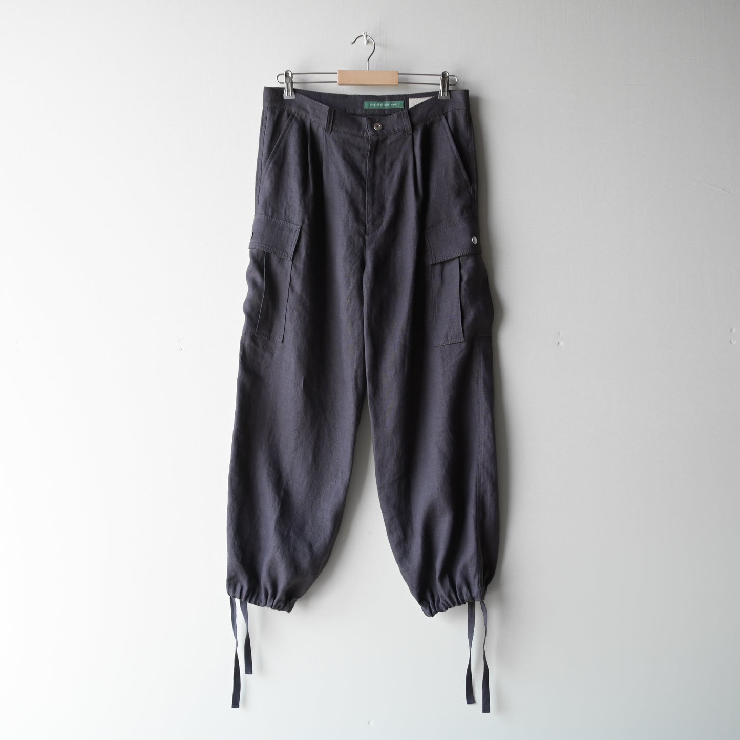 リネンカーゴパンツ