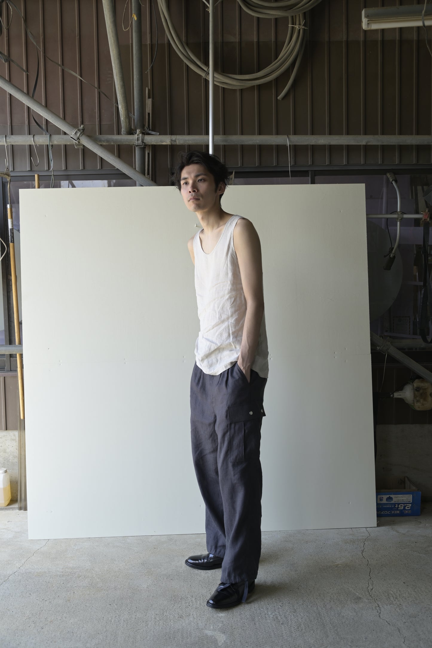 "work" linen cargo pants  -men's- <color: Charcoal>