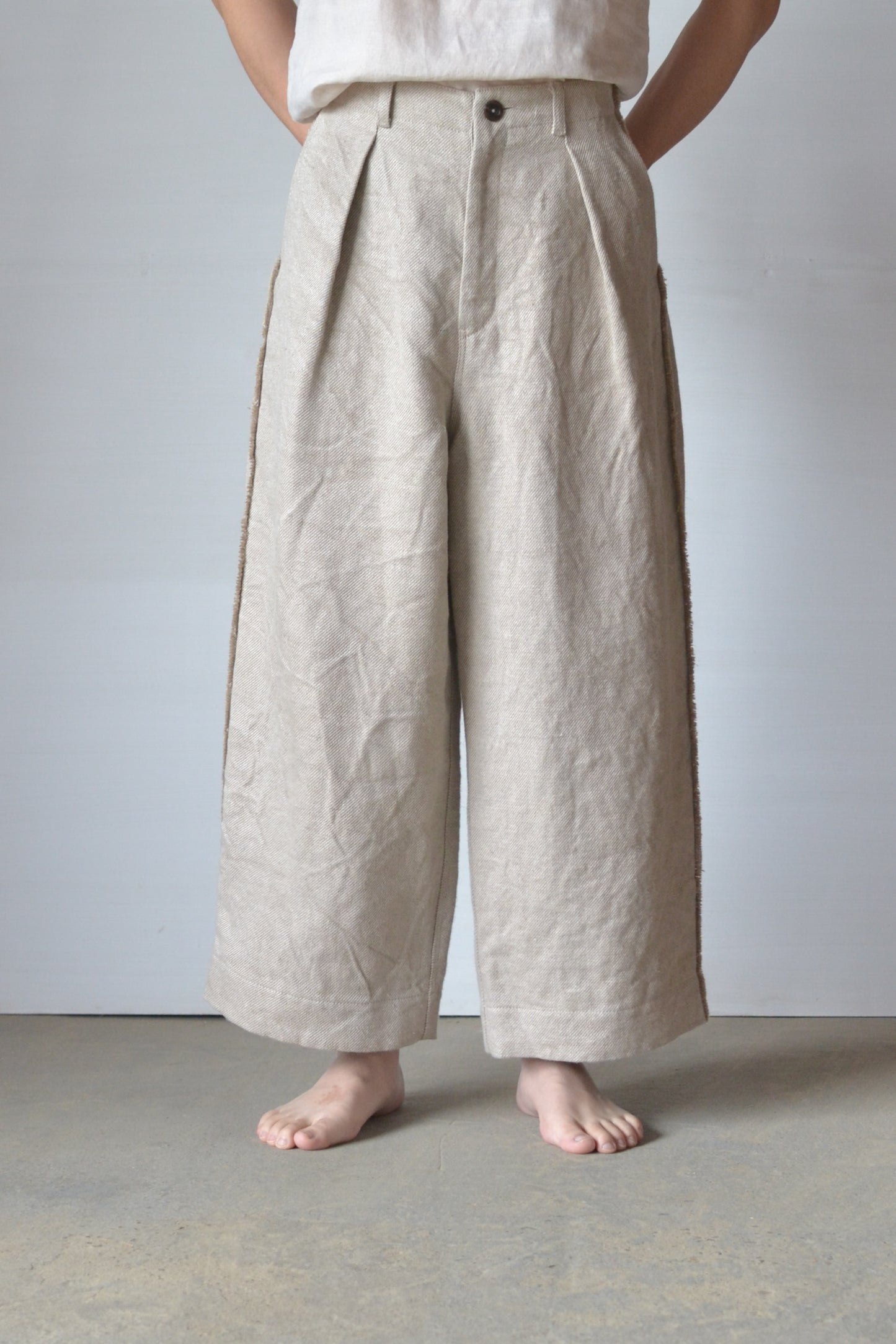 【受注商品】"Tough" linen wide pants <color: Natural> ※2026年3月お届け