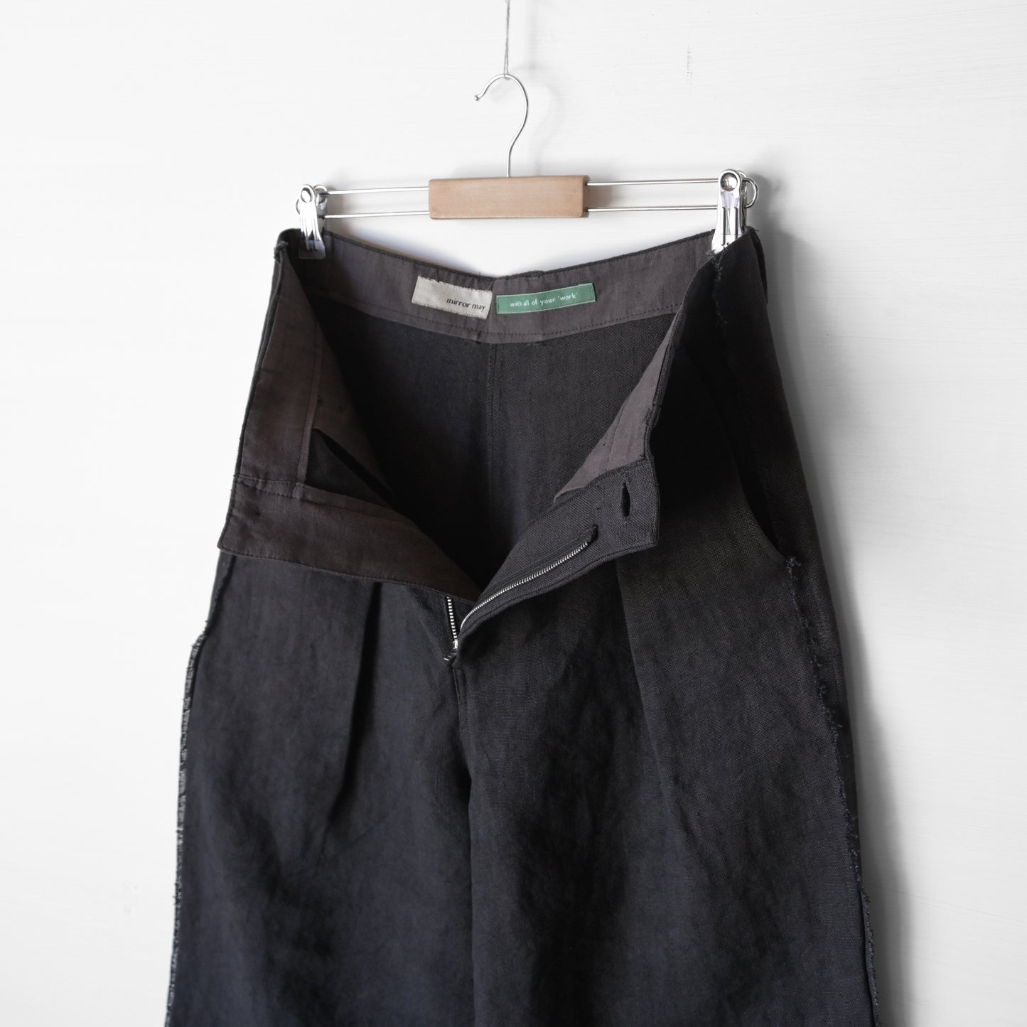 【受注商品】"Tough" linen wide pants <color: Charcoal> ※2026年3月お届け